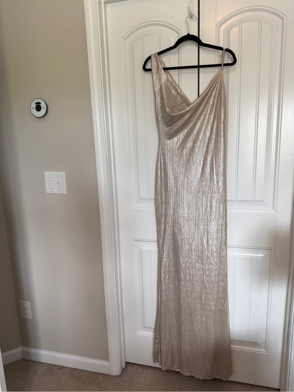 NWT Club L London Metallic Champagne One Shoulder Evening Maxi Dress US 2